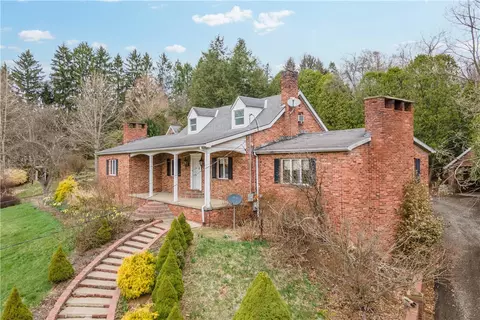 172 Cecil Henderson Rd, Canonsburg, PA 15317
