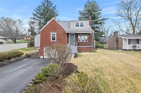 2528 Applegate Ave, Bethel Park, PA 15102
