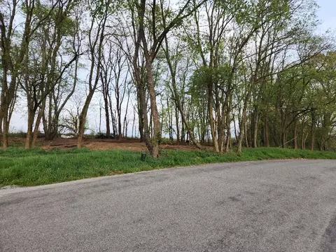 5 Ridge Rd, Eighty Four, PA 15330 photo 2