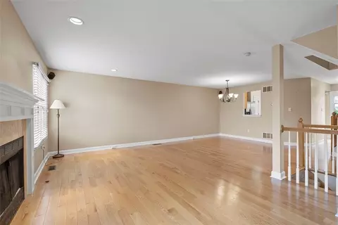 Living - 214 Hillvue Dr, Seven Fields, PA 16046 photo 4 of 4