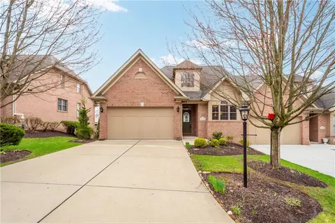1728 Waterleaf Dr, Sewickley, PA 15143