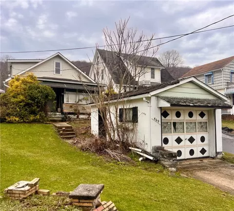 569 Harold Ave, Johnstown, PA 15906