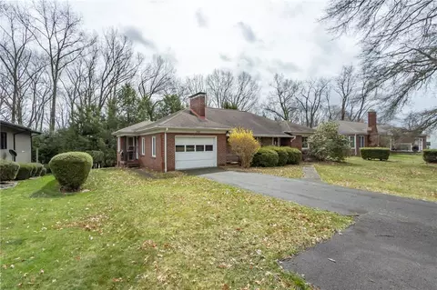 193 S 3rd Ave, Clarion, PA 16214