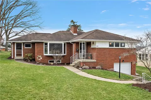 25 Parkview Dr, Carnegie, PA 15106