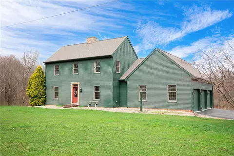 543 Hamburg Rd, Transfer, PA 16154