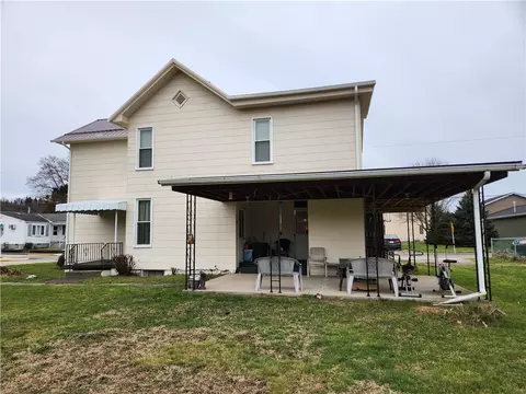 411 Underwood Ave, Roscoe, PA 15477