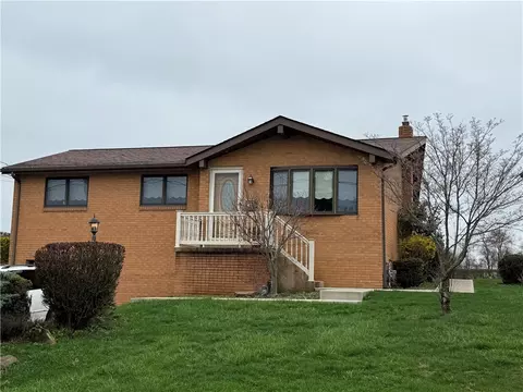 14353 Roberta Dr, North Huntingdon, PA 15642