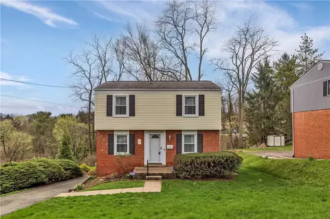 5752 Wilson Dr, Bethel Park, PA 15102