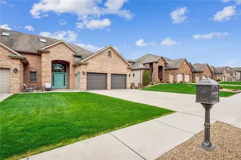 8330 Delaware Ave, North Huntingdon, PA 15642