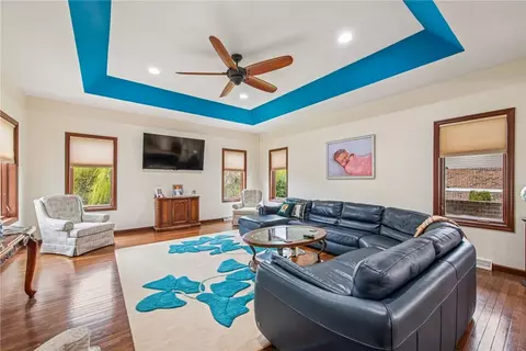 Living - 8330 Delaware Ave, North Huntingdon, PA 15642 photo 2 of 3