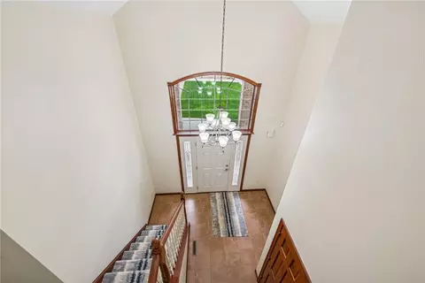 Entry Way - 8330 Delaware Ave, North Huntingdon, PA 15642 photo 2 of 2