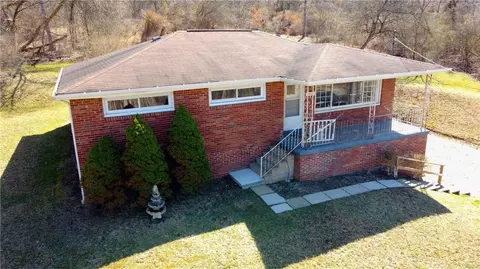 122 Fitzsimmons, Monroeville, PA 15146