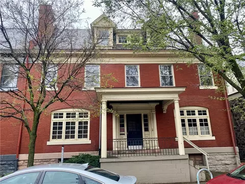 1110 Resaca, Pittsburgh, PA 15212