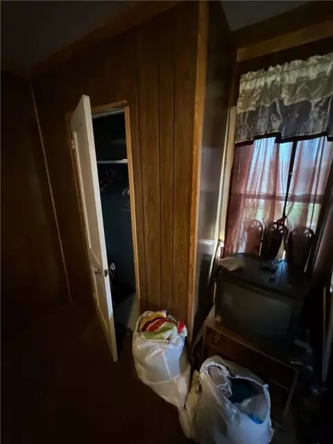 110 Sharp St, Clairton, PA 15025 photo 12