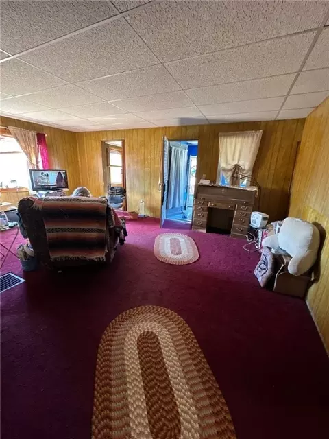 110 Sharp St, Clairton, PA 15025 photo 8