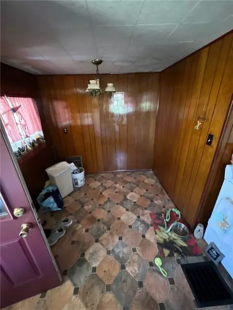 110 Sharp St, Clairton, PA 15025 photo 18