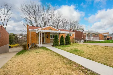 2889 Jameson Dr, Pittsburgh, PA 15226