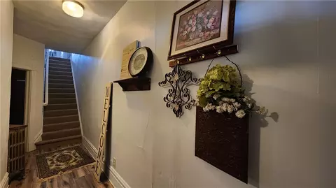 Entry Way - 102 Sumner Ave, Vandergrift, PA 15690 photo 2 of 4