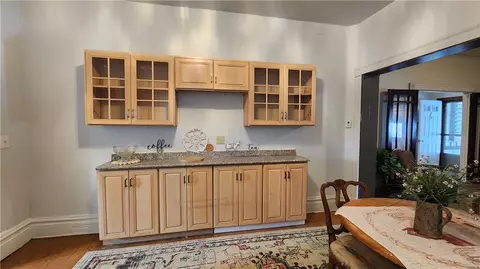 Dining - 102 Sumner Ave, Vandergrift, PA 15690 photo 1 of 1