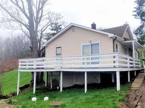 11 Murner Ln, Claysville, PA 15323