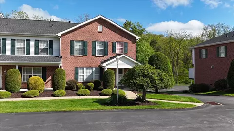 501 Northglen Ct, Gibsonia, PA 15044
