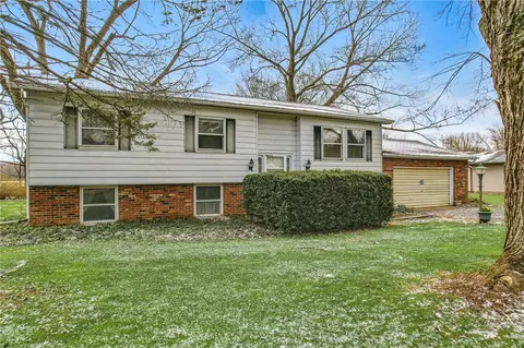 80 Bedford Rd, West Middlesex, PA 16159