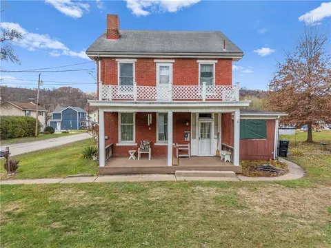 112 Long St, Elizabeth, PA 15037