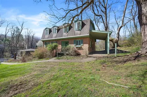 649 Wexford Bayne Rd, Wexford, PA 15090