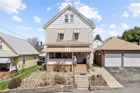 16 Elm St, Burgettstown, PA 15021