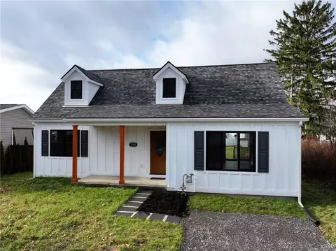 1301 Harvard Ave, Natrona Heights, PA 15065