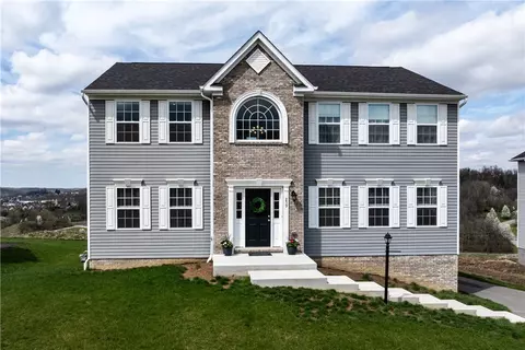 259 Lily Ridge Dr, Canonsburg, PA 15317
