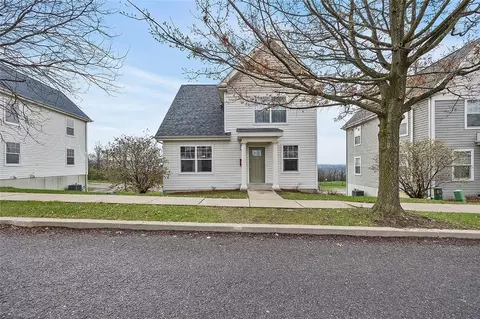 212 Pleasant Ridge Rd, Mckees Rocks, PA 15136