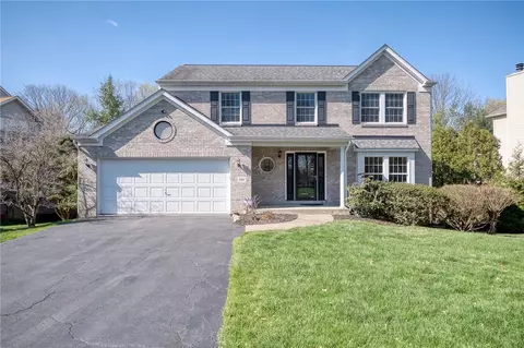 349 Indian Ridge Dr, Moon, PA 15108