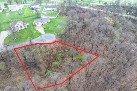 0 Divot, Beaver Falls, PA 15066