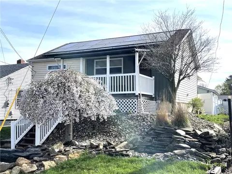 1604 19th Ave, Beaver Falls, PA 15010