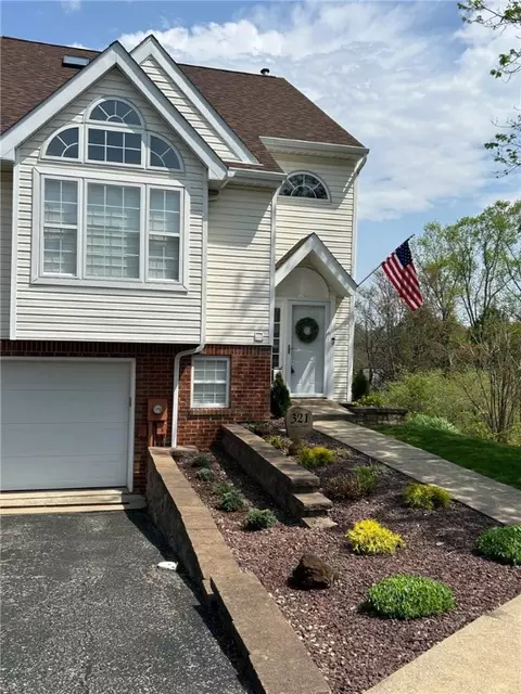 321 Links Ct, Delmont, PA 15626