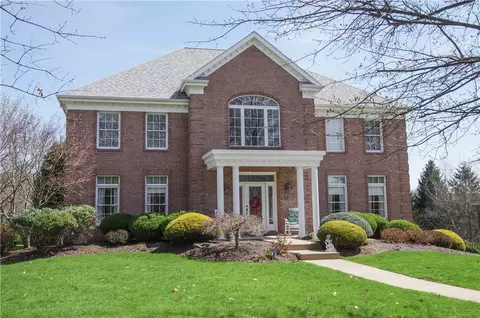 312 Abbey Brook Ln, Venetia, PA 15367