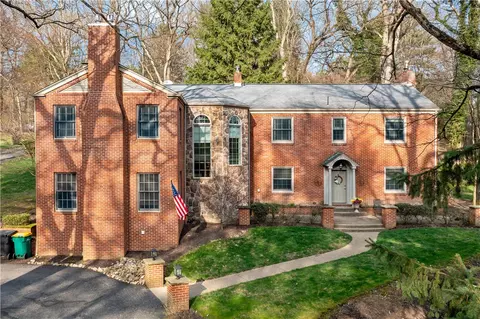 4825 Wexford Run Rd, Bradford Woods, PA 15015