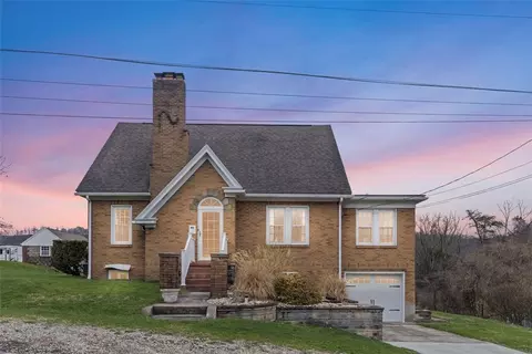 40 Terrace Rd, Millsboro, PA 15348