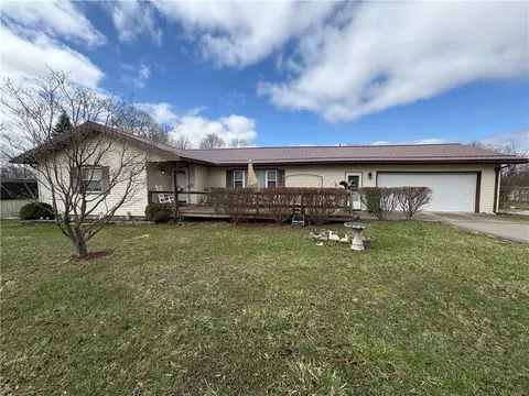 5969 E Lk, Rd, PA 16134