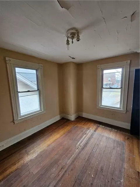 Bedroom - 414 Mitchell Ave, Clairton, PA 15025 photo 2 of 5
