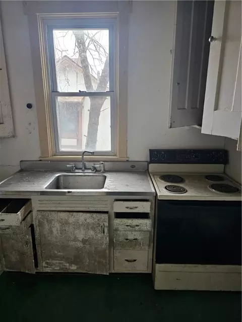 Kitchen - 414 Mitchell Ave, Clairton, PA 15025 photo 1 of 1