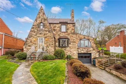 161 Temona Dr, Pittsburgh, PA 15236
