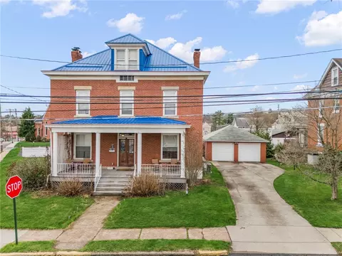 101 Cherry Ave, Houston, PA 15342