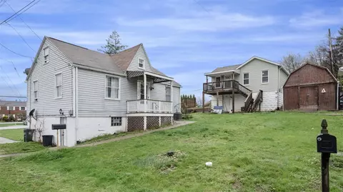 3103 Capitol St, White Oak, PA 15131