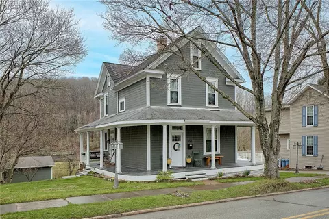 750 Main St, Rockwood, PA 15557