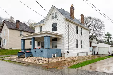 6 Skiles St, Freeport, PA 16229