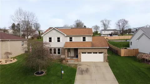 303 Larchmont Dr, Coraopolis, PA 15108