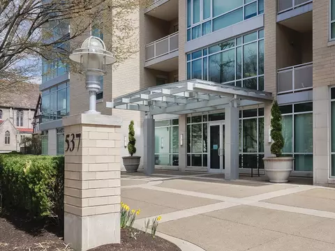 537 N Neville St #2F, Pittsburgh, PA 15213