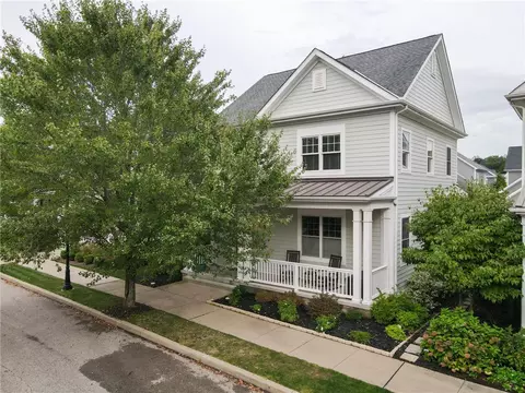 230 1st St, Oakmont, PA 15139